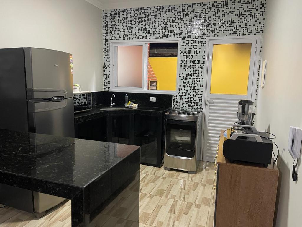 Casa Ar Condicionado Nos 2 Quartos. Caraguatatuba Exteriör bild